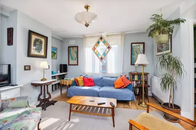 Image de Sunny 3br w/backyard Near Drumcondra Train Station