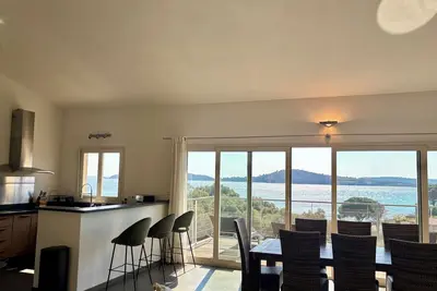 Image de Villa d exception Pinarello vue mer, plage à 50m, 4 suites parentales, jacuzzi