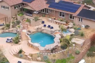 Image de Ultimate Resort Retreat, Luxury Amenities, Butler