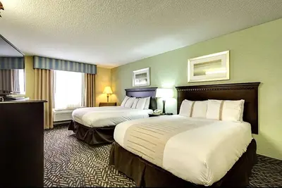 Image de Value-Packed Suite near Lake Region Heritage Center | Free Parking & Pool Access