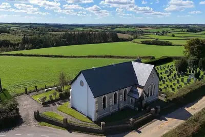 Image de Grand Chapel with Views in Peaceful Devon Hills