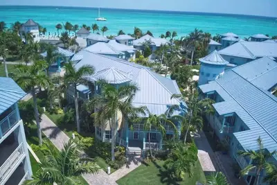 6600 Key West Villa nearby Beaches!
