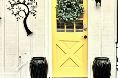 Image de The lil Cottage @ Historic Usry House cozy 1 bed studio Guest Favorite