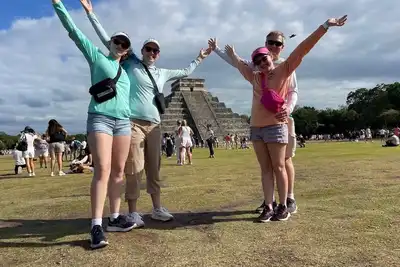 Image de Early access tour to Chichen Itza, Cenote Hubiku and Valladolid.