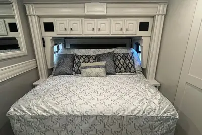 Luxury Motorcoach Fit For Comfort