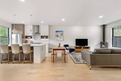 Image de Bridger Bowl - Crosscut Hideaway!