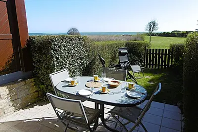 Image de Appartement 2 à 4 personnes  Accès direct plage, terrasse, parking privé