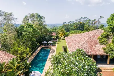 Image de Sanctuary Pavilion - Cinq Chambres Villa, Couchages 10