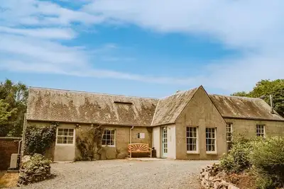 Image de Harpstone - Deux Chambres Villa, Couchages 4