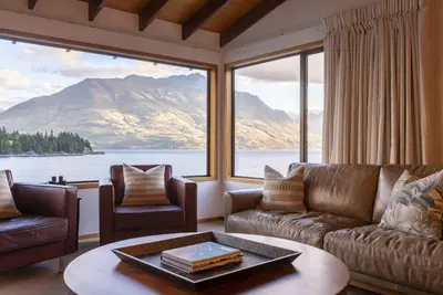 Image de The Art House | Queenstown lakefront & central location