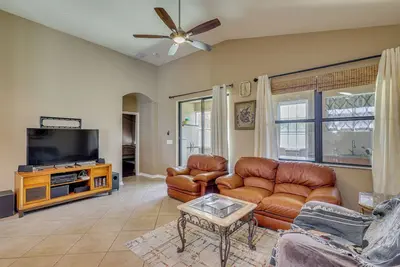 Image de Extended Stay in Tampa Area! Spacious Home w/ Yard