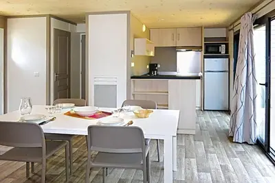 Image de Villa avec terrasse privée et piscine partagée