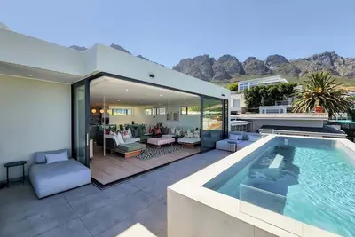 Image de Villa Rohalya: Sensational designer hideaway / 6br