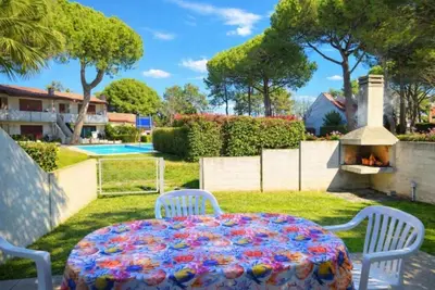 Image de Appartement avec jardin et piscine