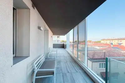 Image de Appartement de bon goût avec balcon