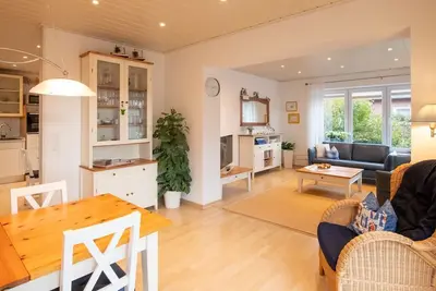 Image de Vacation apartment Emsstr. 9 - Directly on the south beach - Wonderful vacation apartment for the