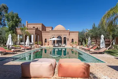 Image de Villa à Marrakech avec 6 chambres à coucher, 12 couchages