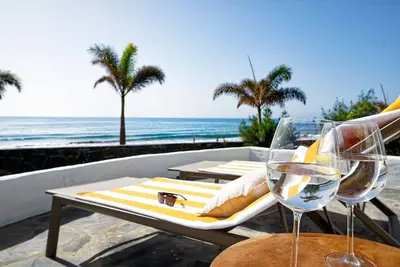 Image de 1. 1 Amapola Coral -newly renovated, in front of the p