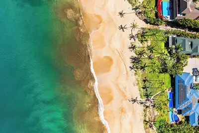 Image de Rare Private Gated Estate on Kamaole I Beach – Maui’s Premier Swimming Beach