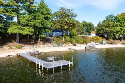 Image de Beachfront On Sebago Lake