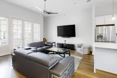 Image de Urban Escape in the heart of Downtown Houston