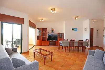Image de C20 - Meia Praia Beach 3 Bed Apartment