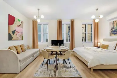 Image de On the Main Shopping Street - City Center