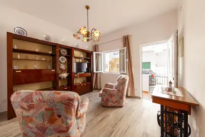 Image de B100 - Abrotea Quaint 2 Bed Apartment in Lagos