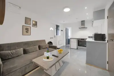 Image de Ground Fl Apartment - Central & Modern - Free Wifi