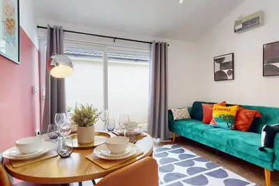 Image de Central & Modern | Fast Wifi | 5 Min to Centre