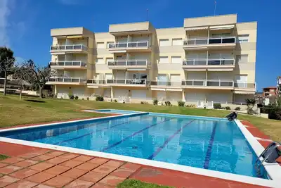 🏖️ Your perfect summer in Roda de Berà! Pool + Beach + Parking 🚗