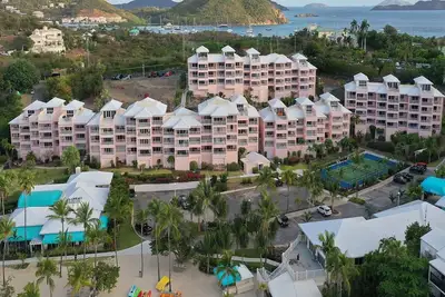 Image de Studio Double St. Thomas- a Vacation of A Lifetime!