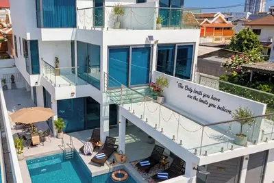Image de Luxury & chill atmosphere in Pattaya central - Private pool villa Phratamnak