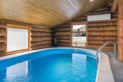 Image de Maison de luxe à Fuzine avec sauna