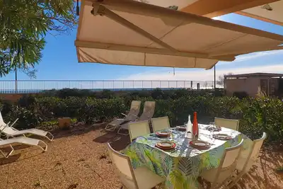 Image de Superbe T3 Climatisé en Rdc, 6 pers, Accès Plage et Parking Privé