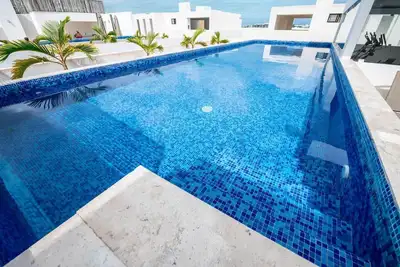 Image de Tulum 2br Retreat/Rooftop Pool, Gym, Movie Theatre