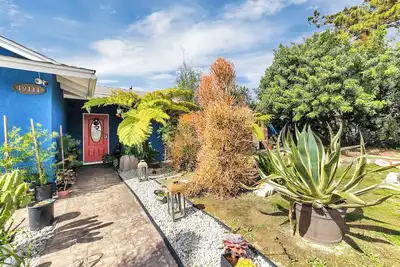 Image de Entire Spacious Furnished Home - Sauna, Hot Tub, Ac, Wifi, Garden & Full Kitchen