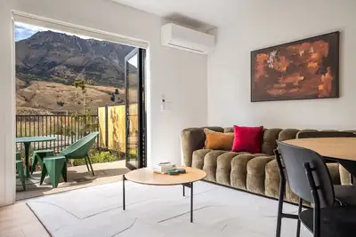 Image de Brand New Close To Remarkables Park