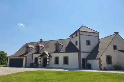 Image de Pressigny Les Pins, Belle Villa A La Campagne Avec Piscine 13 Personnes