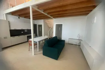 Image de Appartement spacieux pour 6 personnes – Accessible avec ascenseur près de Venise