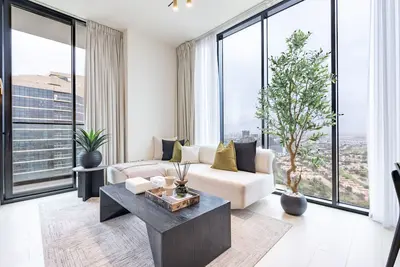 Image de Upscale 2br, Minutes Drive to Burj Al Arab - Binghatti Venus, Jumeirah Village Circle