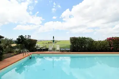 Image de Maison de vacances privée avec climatisation, bain à remous, piscine privée, Wifi, Tv, terrasse