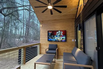 Image de Scandinavian Cabin in Carrboro