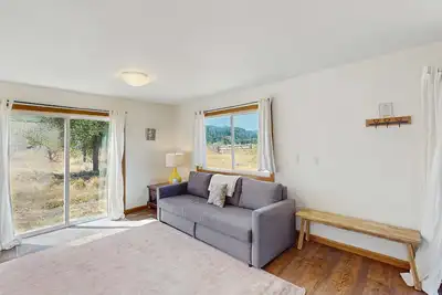 Image de Inviting dog-friendly studio with gas grill, Wi-Fi and washer&dryer