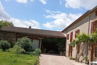 Image de Grand gîte de 12 personnes dans la campagne tarnaise