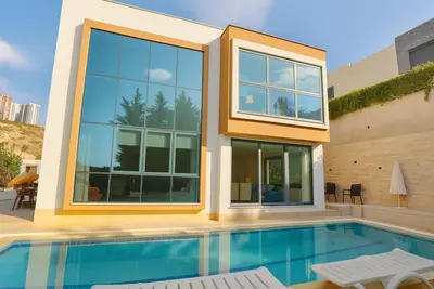 Image de Private Luxury Villa with Pool – VibaVilla Dream