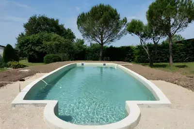 Image de Maison de vacances « Maison 6 à 10 personnes » avec piscine privée, terrasse et Wi-Fi