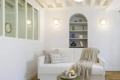 Image de Huchette - Appartement chaleureux Paris