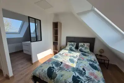 Image de Maison de vacances 'Refuge du Sentier Sauvage' avec terrasse privée