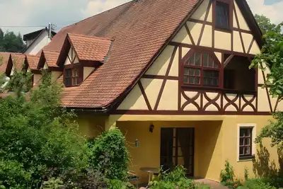 Image de Appartement \"Hohle Kirche\" – spacieux et adapté aux personnes allergiques en Suisse franconienne